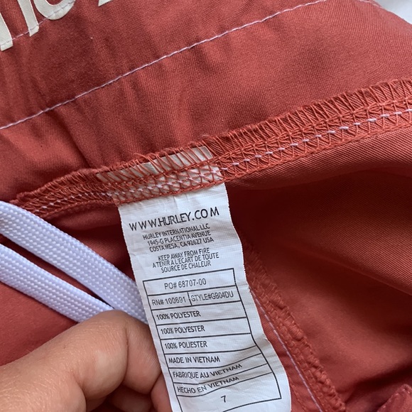 Hurley red tie up swim shorts size 7 - Picture 3 of 4